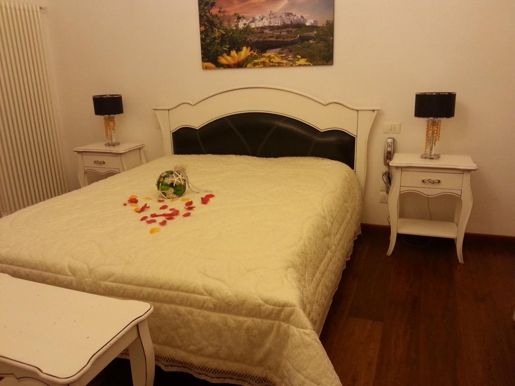 La Valle Del Cristallo B&B Cisternino Eksteriør billede